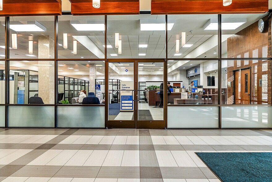 More Photos Of 250 E Front St, Traverse City Office For Lease