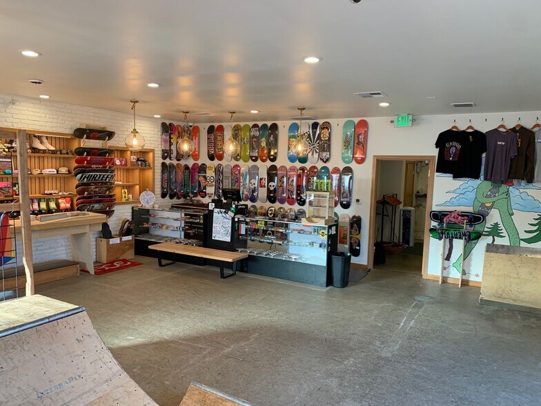 More Photos Of 1509 W 6th Ave, Eugene Freestanding For Lease