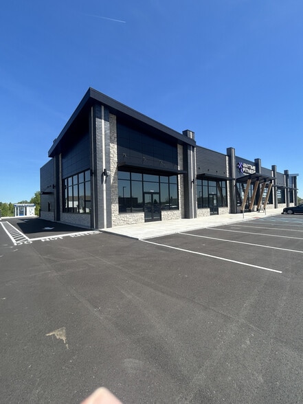Primary Photo Of 17980 Brandywine Dr, Lowell Storefront For Lease