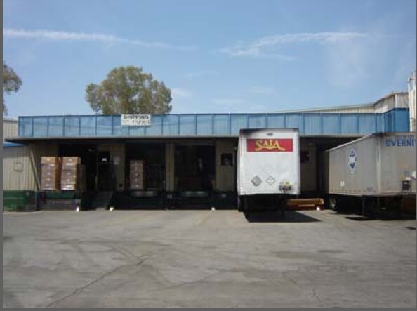 More Photos Of 1061 W 5th St, Azusa Warehouse For Lease