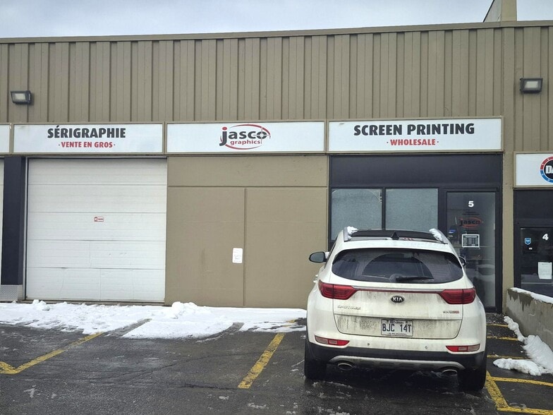 Primary Photo Of 1580-1590 Liverpool Ct, Ottawa Warehouse For Lease