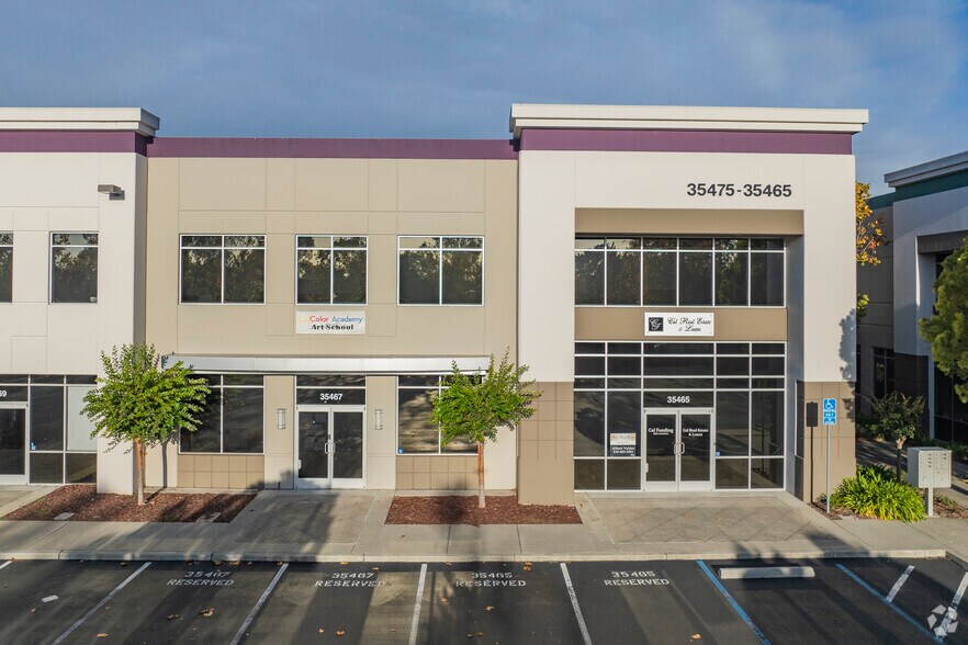 More Photos Of 35465-35475 Dumbarton Ct, Newark Research And Development For Sale