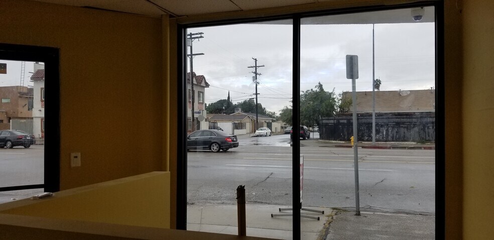 More Photos Of 6100-6108 Vineland Ave, North Hollywood Freestanding For Lease