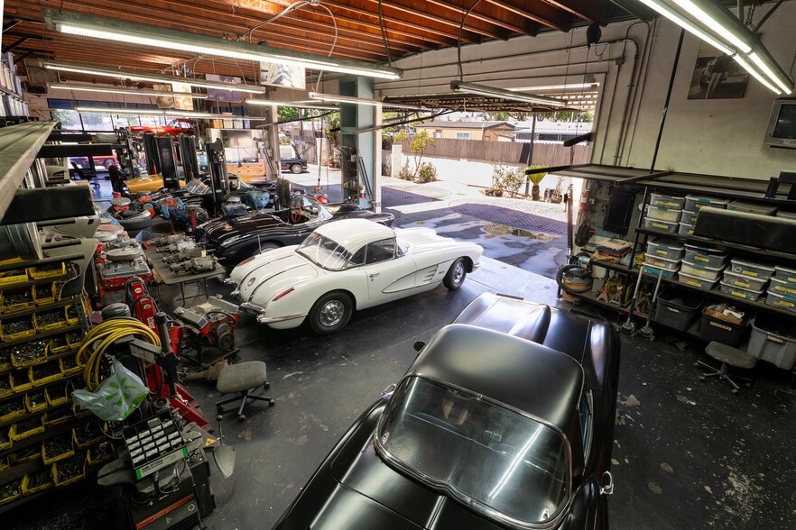 More Photos Of 411 S Harbor Blvd, Santa Ana Auto Dealership For Sale