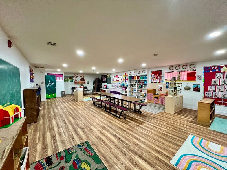 More Photos Of 208 S Allen Heights Dr, Allen Daycare Center For Sale