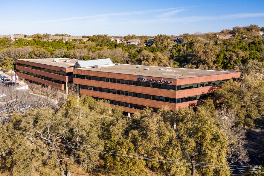 More Photos Of 8834 N Capital of Texas Hwy, Austin Office For Lease