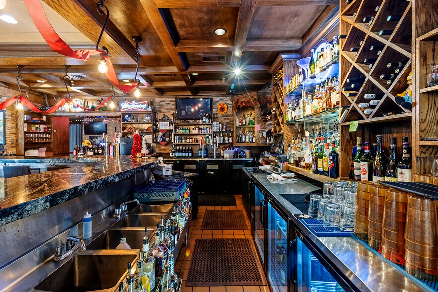 More Photos Of 5249 Davis Blvd, North Richland Hills Restaurant For Sale
