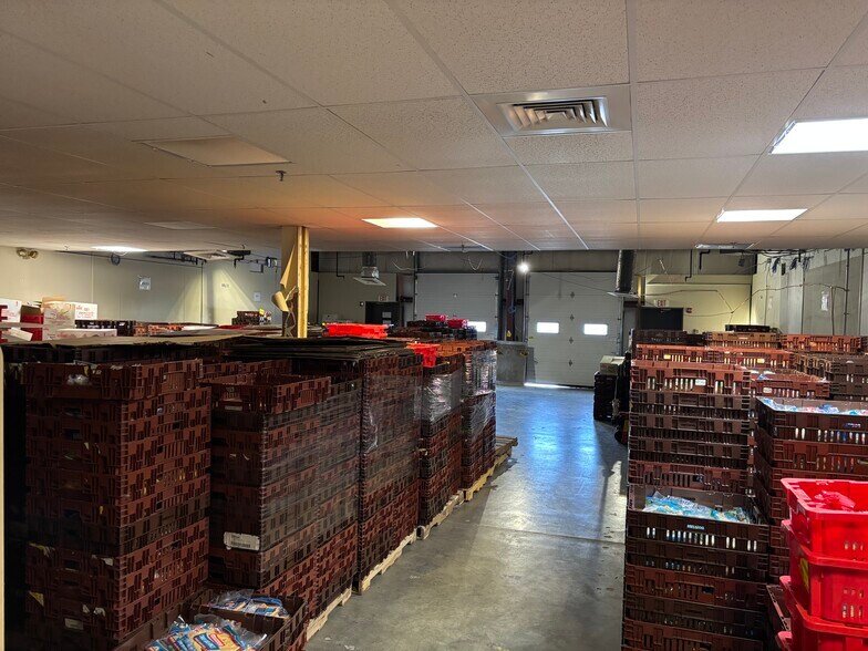 More Photos Of 85 Faltin Dr, Manchester Manufacturing For Lease