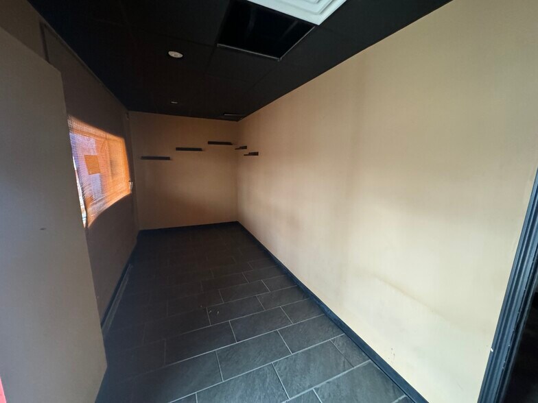 More Photos Of 730 S Main St, Adrian Restaurant For Sale