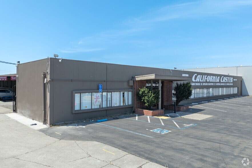 More Photos Of 6425 San Leandro St, Oakland Industrial For Sale