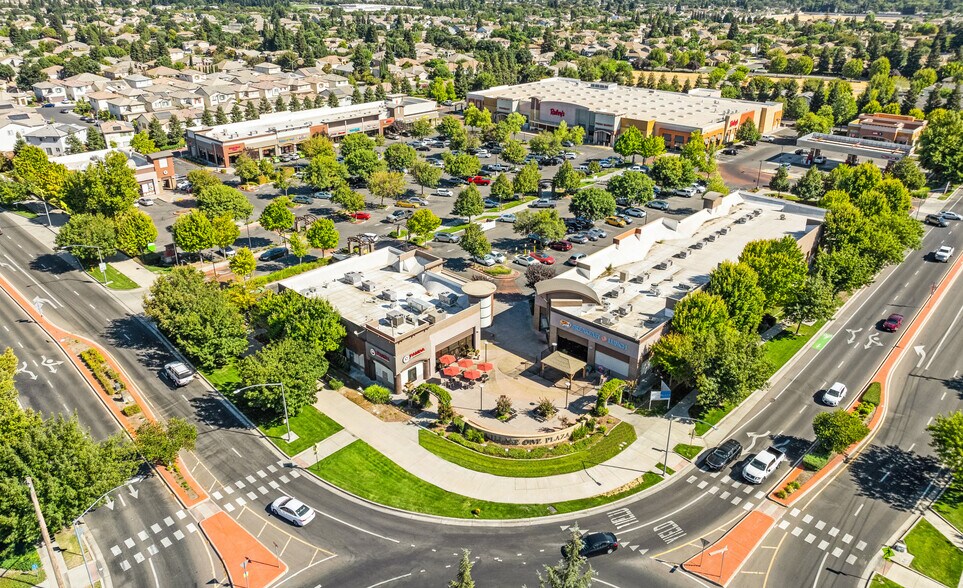 More Photos Of 3020 Floyd Ave, Modesto Unknown For Lease