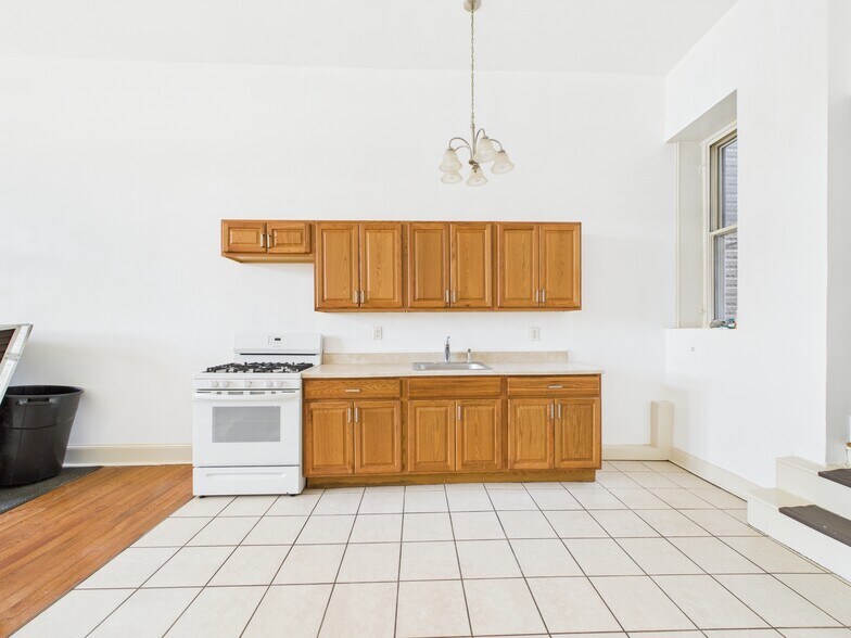 More Photos Of 4712-4714 Woodland Ave, Philadelphia Apartments For Sale