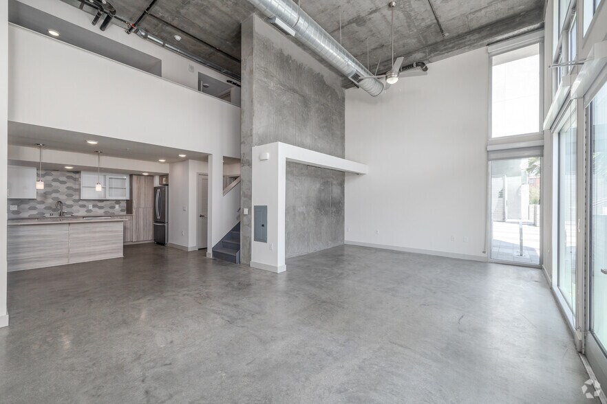 More Photos Of 899 Traction Ave, Los Angeles Apartments For Lease