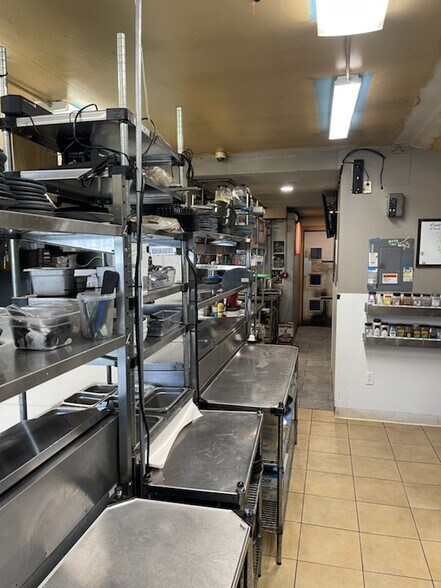 More Photos Of 4570 Main St, Manchester Center General Retail For Sale