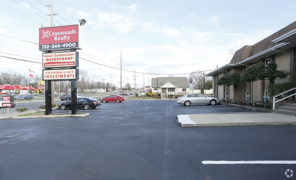 More Photos Of 25 E Route 37, Toms River Office For Sale