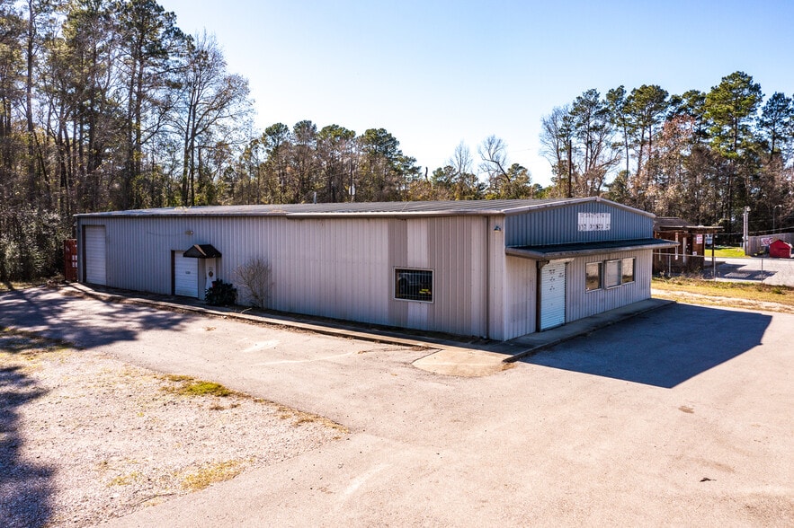 More Photos Of 24090 FM 1485 Rd, New Caney Service For Sale