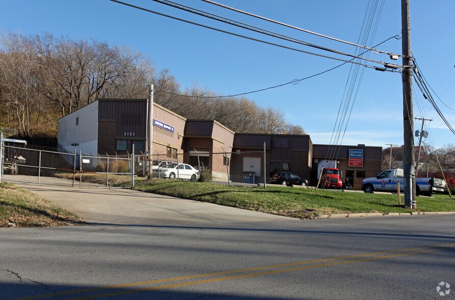 Primary Photo Of 3151 Roanoke Rd, Kansas City Warehouse For Lease