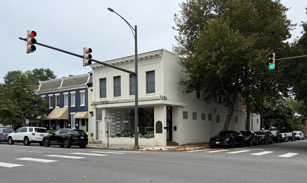 More Photos Of 2300 W Main St, Richmond Storefront Retail Residential For Lease