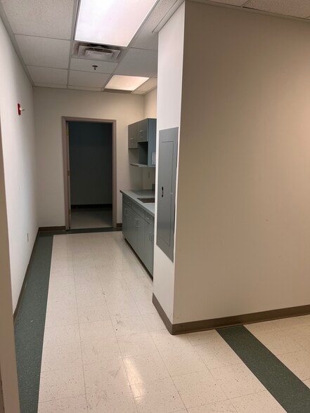 More Photos Of 1010 Medical Center Dr, Hardeeville Medical For Lease