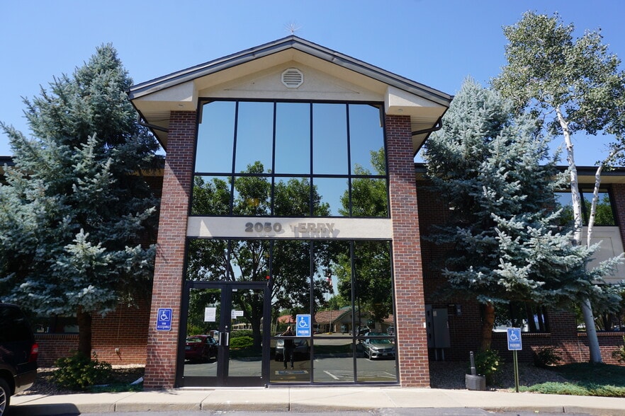 More Photos Of 2050 Terry St, Longmont Medical For Sale