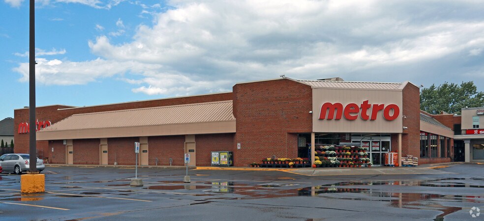 More Photos Of 101-121 Lakeshore Rd, St Catharines Freestanding For Lease