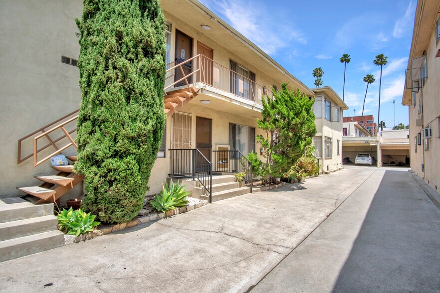 More Photos Of 1734-1740 Taft Ave, Los Angeles Apartments For Sale
