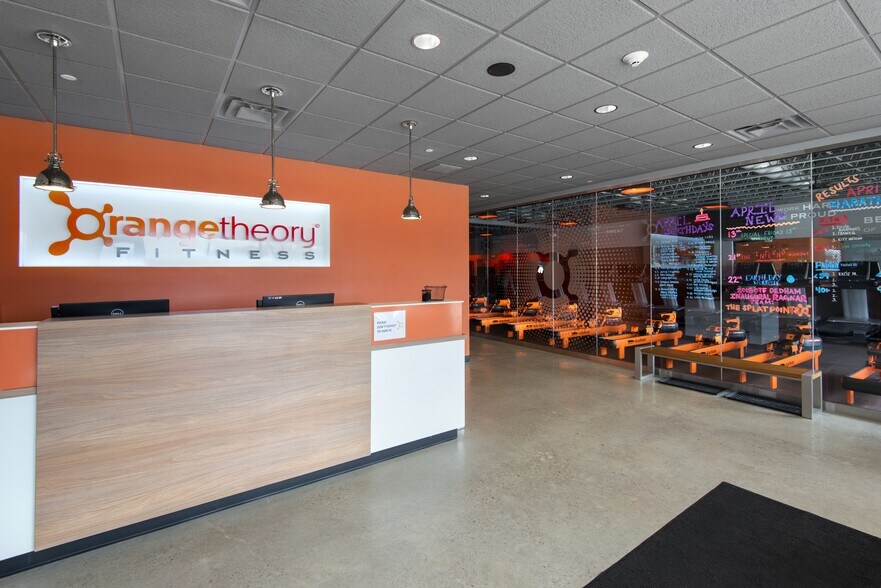 More Photos Of 600 Providence Hwy, Dedham Medical For Lease