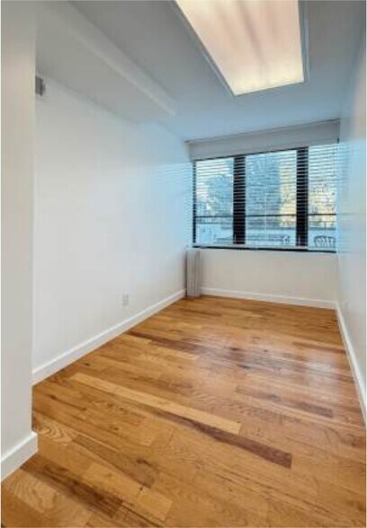 More Photos Of 527 Court St, Brooklyn Apartments For Lease