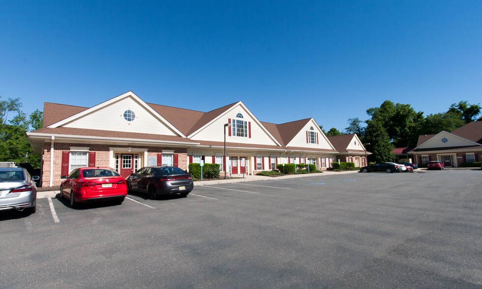 More Photos Of 46 Vreeland Dr, Skillman Unknown For Lease