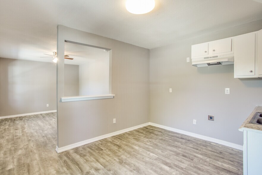 More Photos Of 4914 Kashmere St, Houston Apartments For Sale