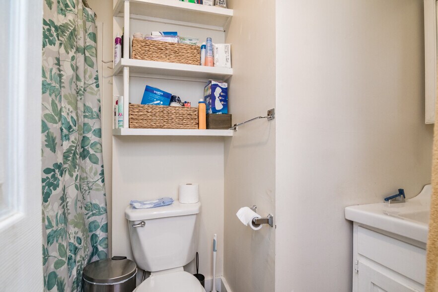 More Photos Of 81 Bridge St, Northampton Multifamily For Sale