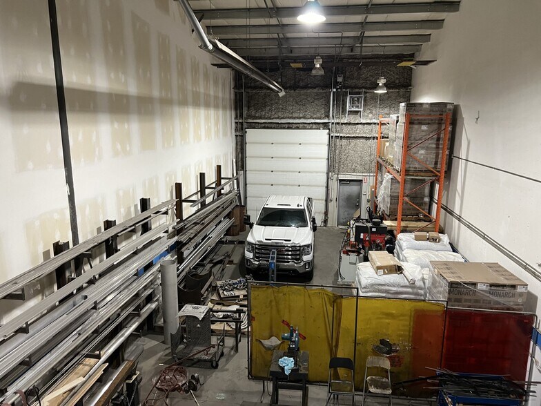 More Photos Of 7609 Sparrow Dr, Leduc Warehouse For Sale