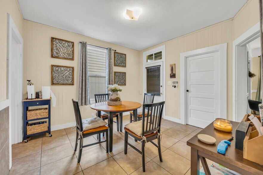 More Photos Of 1721 U St, Sacramento Apartments For Sale