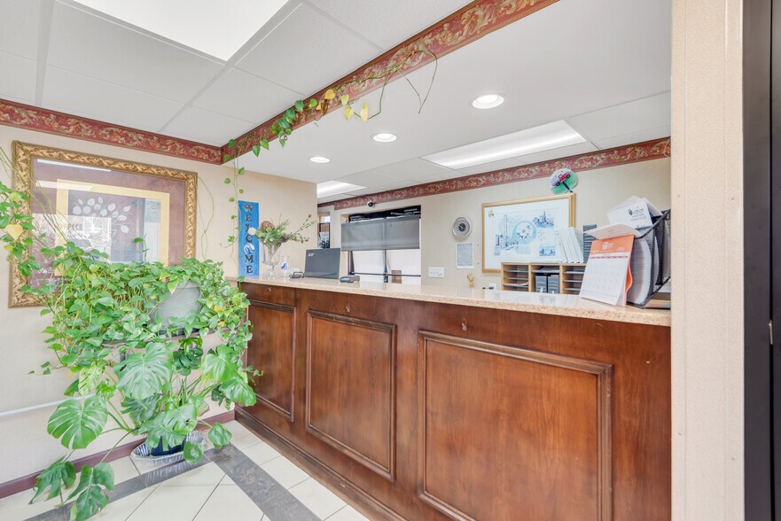 More Photos Of 1014 Cosby Hwy, Newport Hotel For Sale