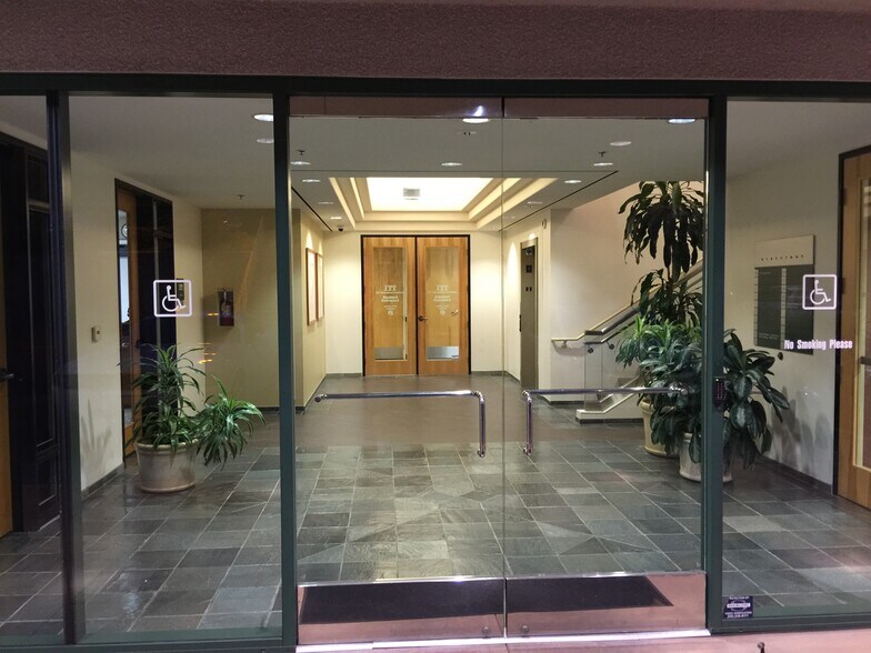 More Photos Of 440 S Melrose Dr, Vista Office For Sale