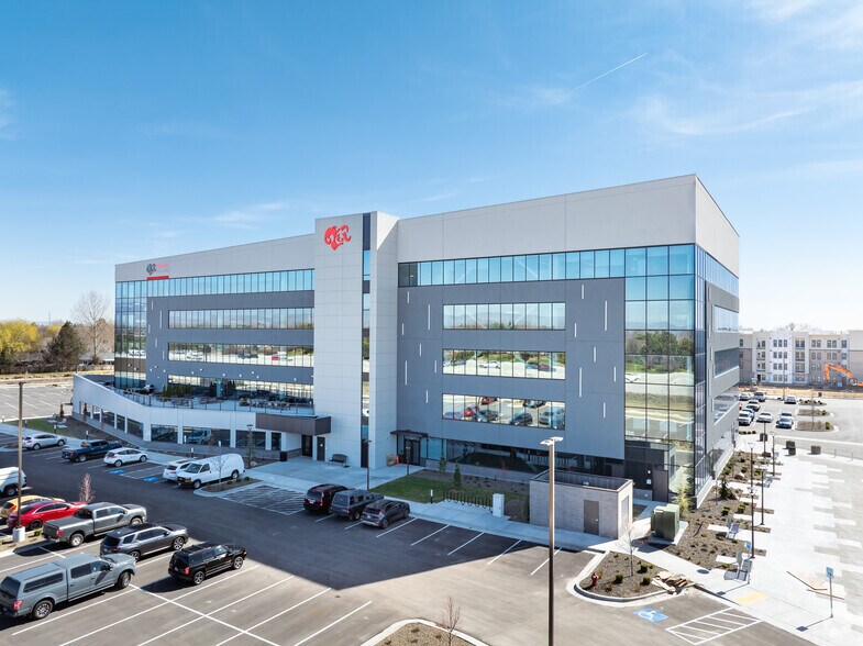 More Photos Of 1032 S Silverstone Way, Meridian Office For Lease