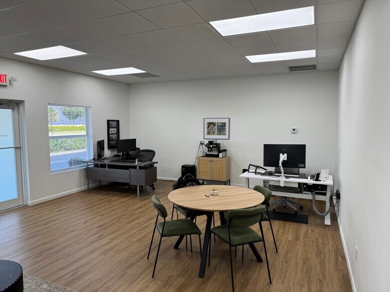 More Photos Of 1101 Holland Dr, Boca Raton Light Manufacturing For Lease