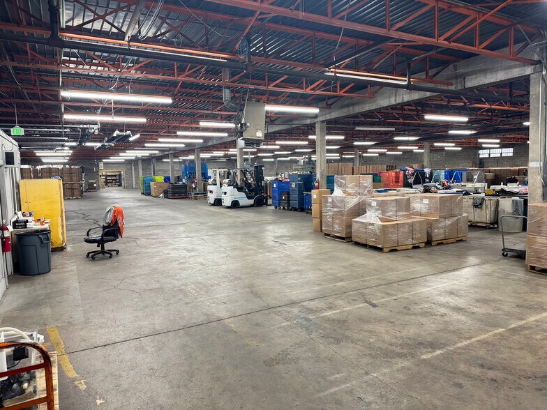 More Photos Of 5301 E 39th Ave, Denver Warehouse For Sale