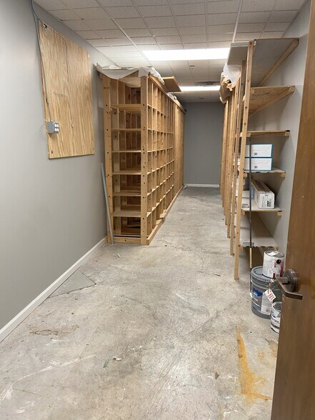More Photos Of 4525 Trousdale Dr, Nashville Office For Sale