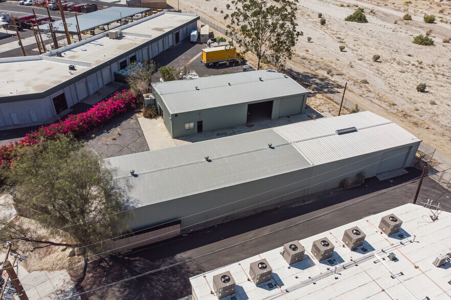 More Photos Of 68686 Summit Dr, Cathedral City Service For Sale