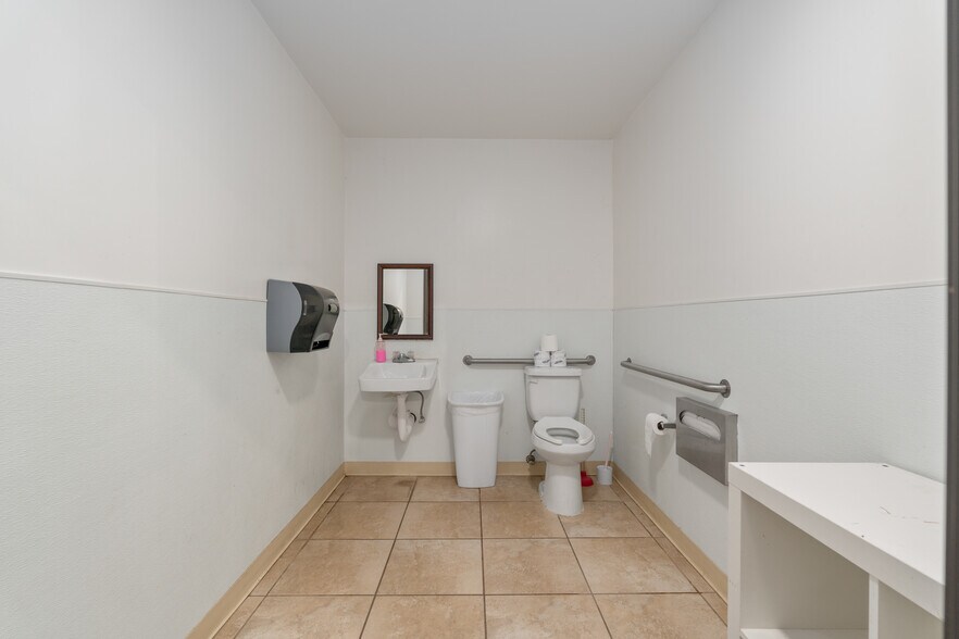 More Photos Of 37400 Falling Springs Rd, Yucaipa Religious Facility For Sale