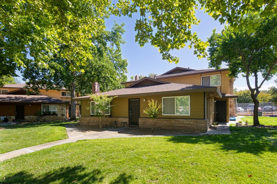 More Photos Of 2900 Channel Ct, Sacramento Apartments For Sale