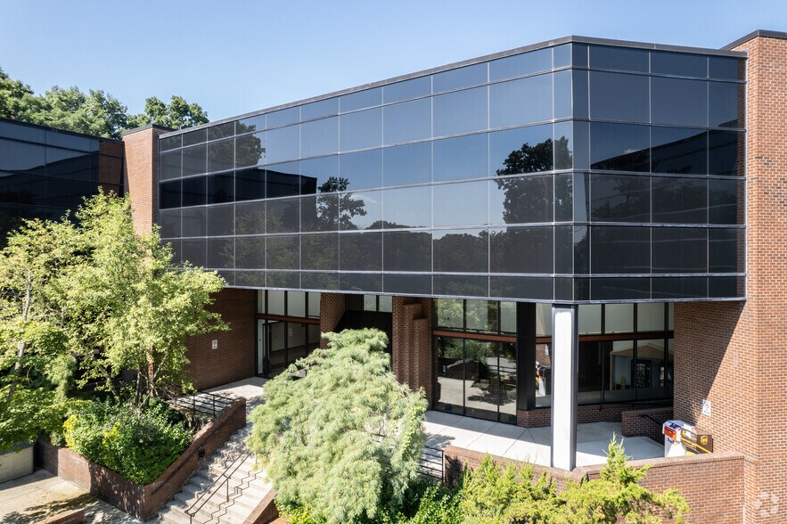 More Photos Of 1200 MacArthur Blvd, Mahwah Office For Lease