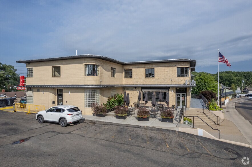 More Photos Of , Akron General Retail For Sale