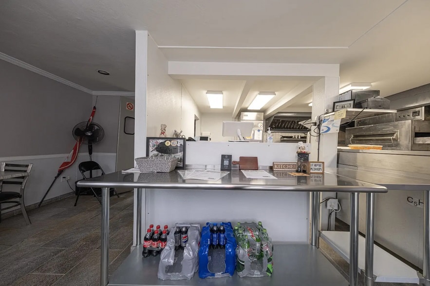 More Photos Of 3286 Babcock Blvd, Pittsburgh Restaurant For Sale