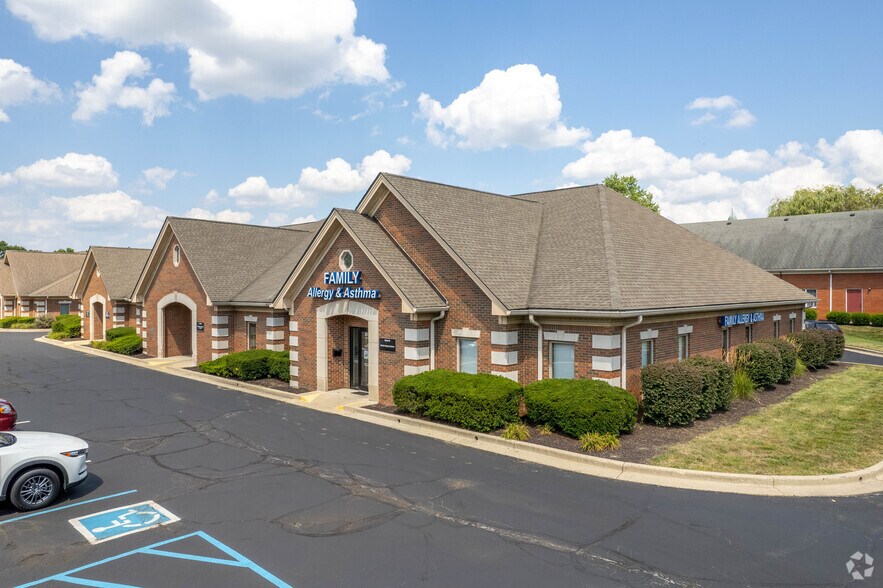 More Photos Of 8936 Southpointe Dr, Indianapolis Unknown For Lease