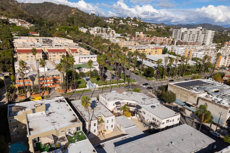 More Photos Of 7360 Hollywood Blvd, Los Angeles Apartments For Sale