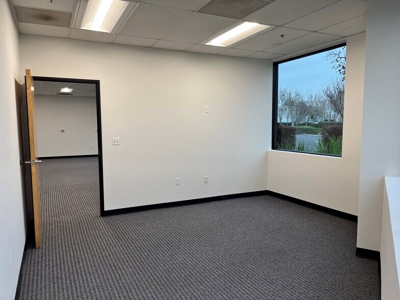 More Photos Of 7300 Central Ave, Newark Warehouse For Lease