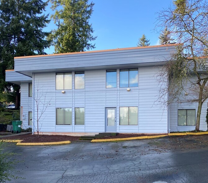 More Photos Of 15511 3rd Ave SW, Burien Office For Lease