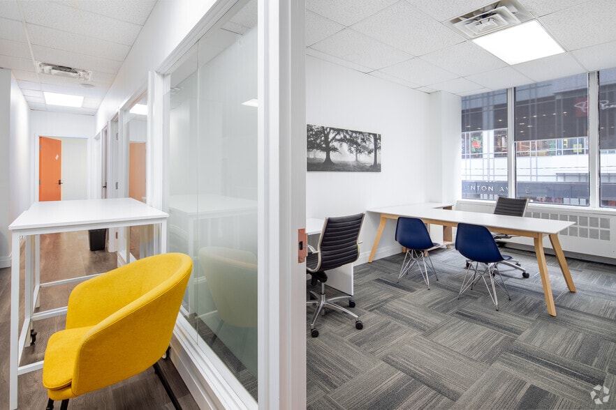 More Photos Of 120 Eglinton Ave E, Toronto Medical For Lease